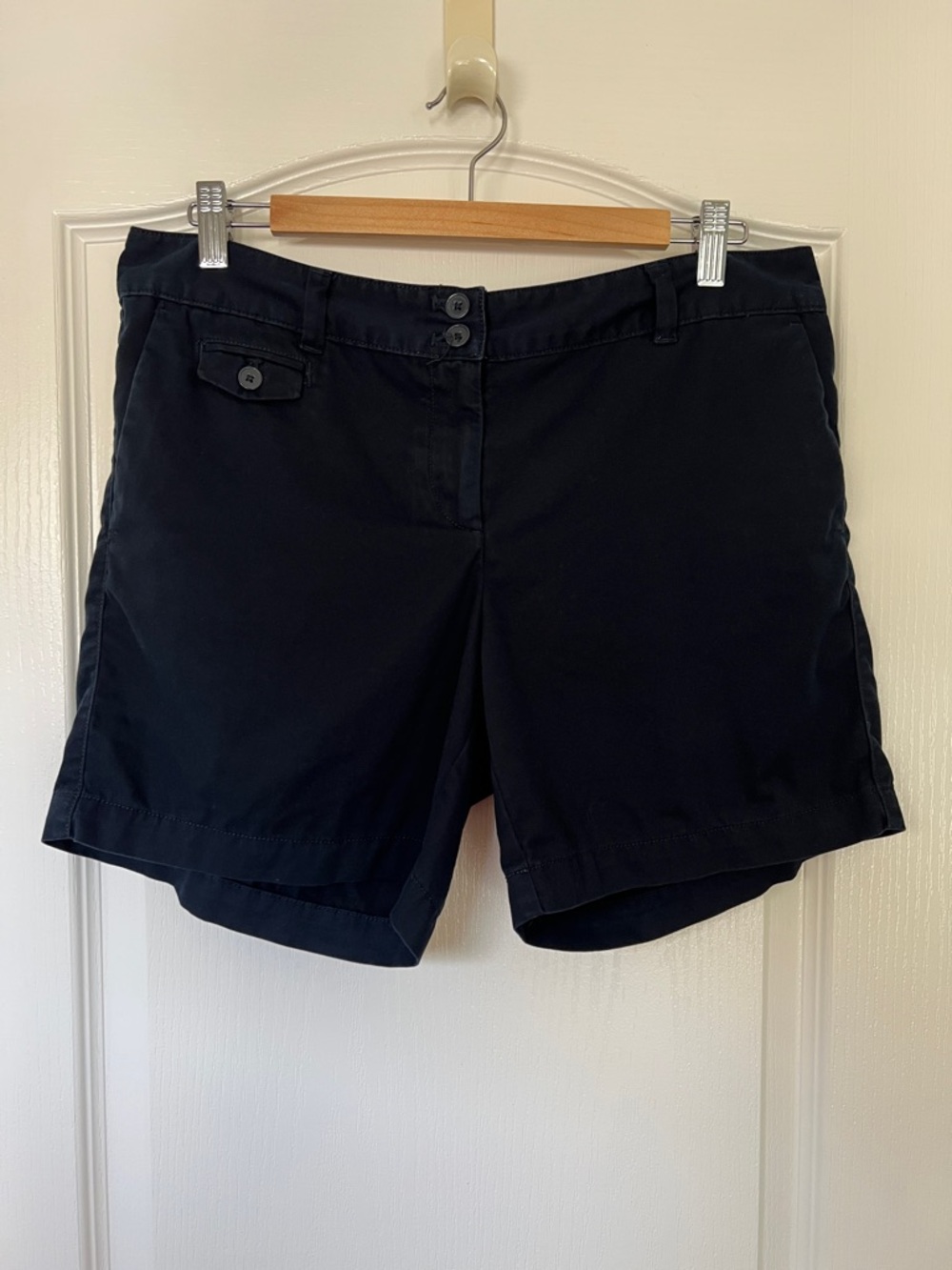 Women’s Navy Loft Cotton Shorys